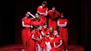 Igrajmo se: Zabranjeno mlađima od 15 strana A