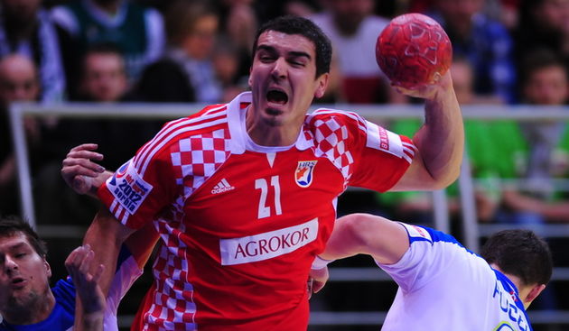 Vrsac, 180112.Dvorana Millennium. Europsko prvenstvo u rukometu, 2 koloHrvatska – Slovenija.Na slici: Denis Buntic.Foto: Drazen Aleksic / Cropix