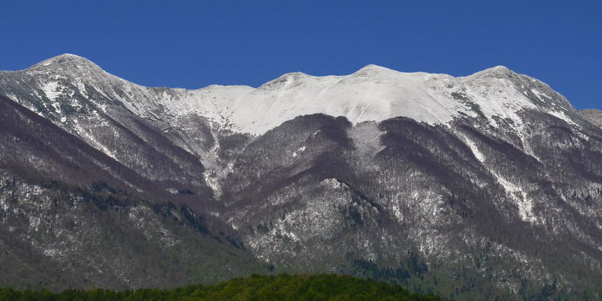 Malo proljetnozimskog ugođaja Južnog Velebita, viđeno sa ličke i morske strane. Foto:Leonard Kvarantan