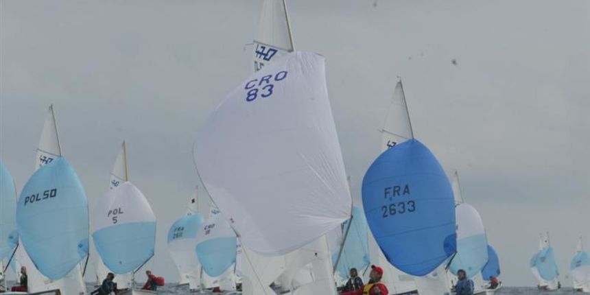 Image 1206205 (auto) Image 1206205 (auto)