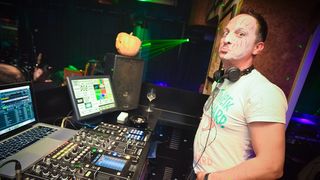 Jura Stublić & Film u Maraschino baru ; foto Iva Perinčić Jura Stublić & Film u Maraschino baru ; foto Iva Perinčić