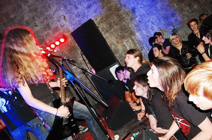 Gitarijada Za šaku metala 2012, foto: Tea Balog Gitarijada Za šaku metala 2012, foto: Tea Balog