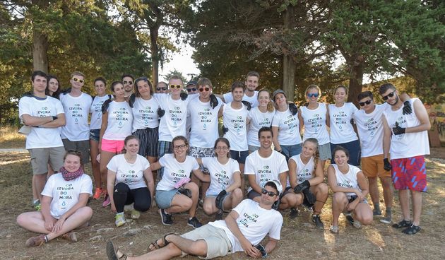 Mladi iz cijele Europe čistili plažu na Puntamici