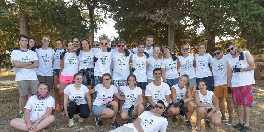 Mladi iz cijele Europe čistili plažu na Puntamici