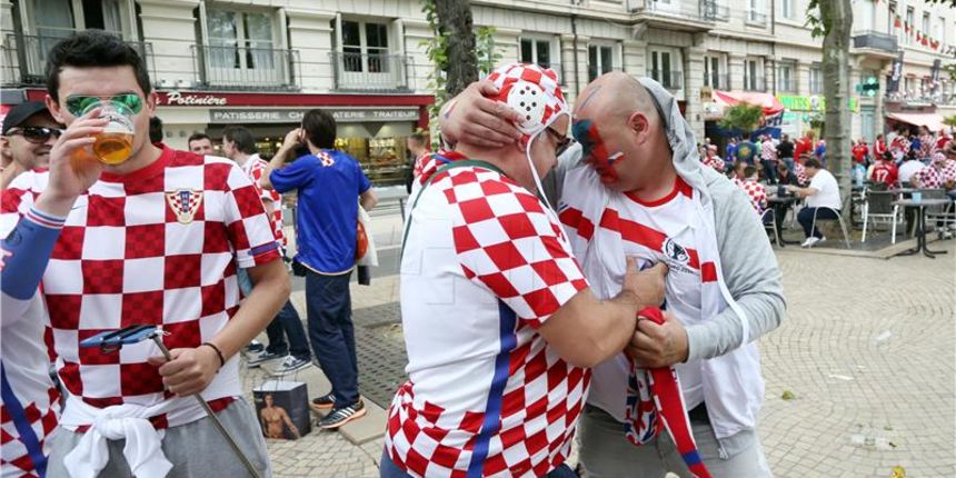 Hrvatski navijači, foto: Hina Hrvatski navijači, foto: Hina