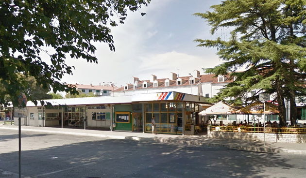 Autobusni kolodvor Biograd na Moru