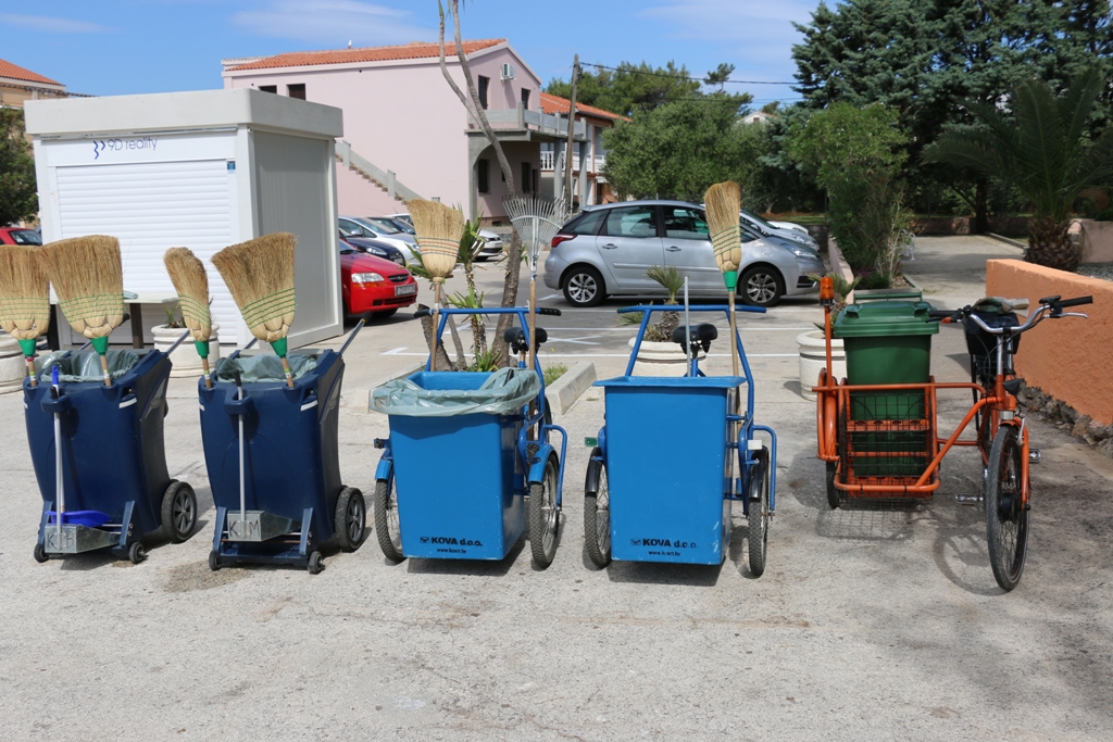 Prezentacija novog voznog parka poduzeća Čisti otok i Vodovod Vir Prezentacija novog voznog parka poduzeća Čisti otok i Vodovod Vir