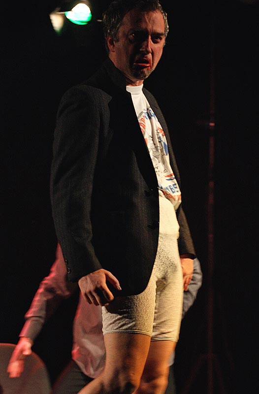 Predstava “bez imena” (foto: Filip Plazonić)