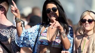 Zrće: Prvi dan Hideout festivala privukao nekoliko tisuća turista, Photo: Dalibor Urukalovic/PIXSELL Zrće: Prvi dan Hideout festivala privukao nekoliko tisuća turista, Photo: Dalibor Urukalovic/PIXSELL