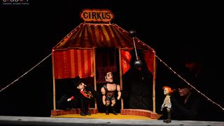 SLUK: Predstava “”Pipi duga čarapa” SLUK: Predstava “”Pipi duga čarapa”