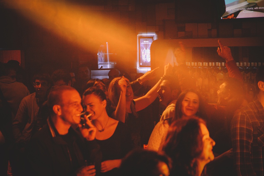 Jurica Pađen & Aerodrom u Maraschino baru; foto Iva Perinčić Jurica Pađen & Aerodrom u Maraschino baru; foto Iva Perinčić