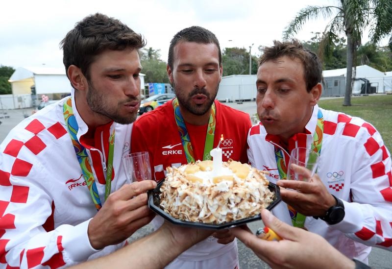 Rioe de Janeiro. Olimpijski prvaci u klasi 470, Šime Fantela i Igor Marenić. Photo. Igor Kralj/PIXSELL Rioe de Janeiro. Olimpijski prvaci u klasi 470, Šime Fantela i Igor Marenić. Photo. Igor Kralj/PIXSELL