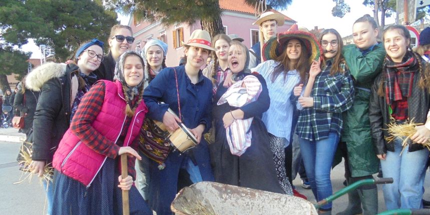 Karneval u Biogradu na moru Karneval u Biogradu na moru