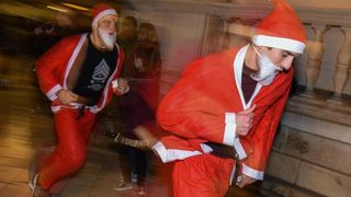 Utrka Djedova Božićnjaka zadarskim Poluotokom