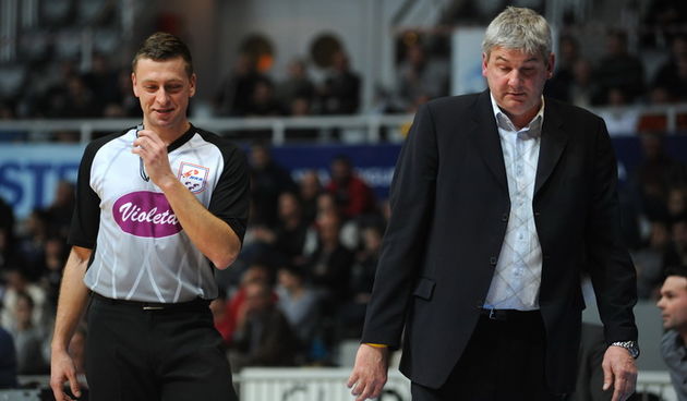 Zadar, 020312Dvorana Kresimira Cosica.19. kolo A1 lige kosarkasa.KK Zadar – KK Split.Na fotografiji: trener KK Zadar – Ales PipanFoto: Luka Gerlanc / CROPIX