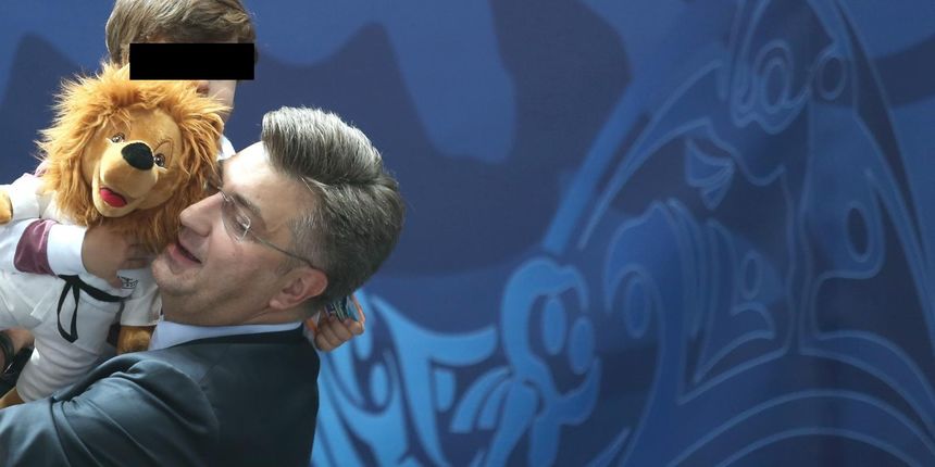 Plenković sa sinom Plenković sa sinom