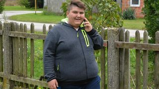 Dječak “magnet” Ivan Stoiljković pokazao svoj jedinstveni dar privlačenja metala Dječak “magnet” Ivan Stoiljković pokazao svoj jedinstveni dar privlačenja metala