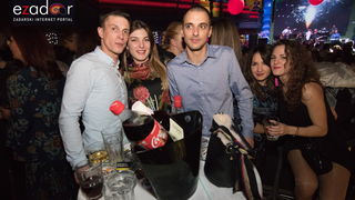 Ludnica u Saturnusu: Najbolji doček u svemiru i šire Ludnica u Saturnusu: Najbolji doček u svemiru i šire