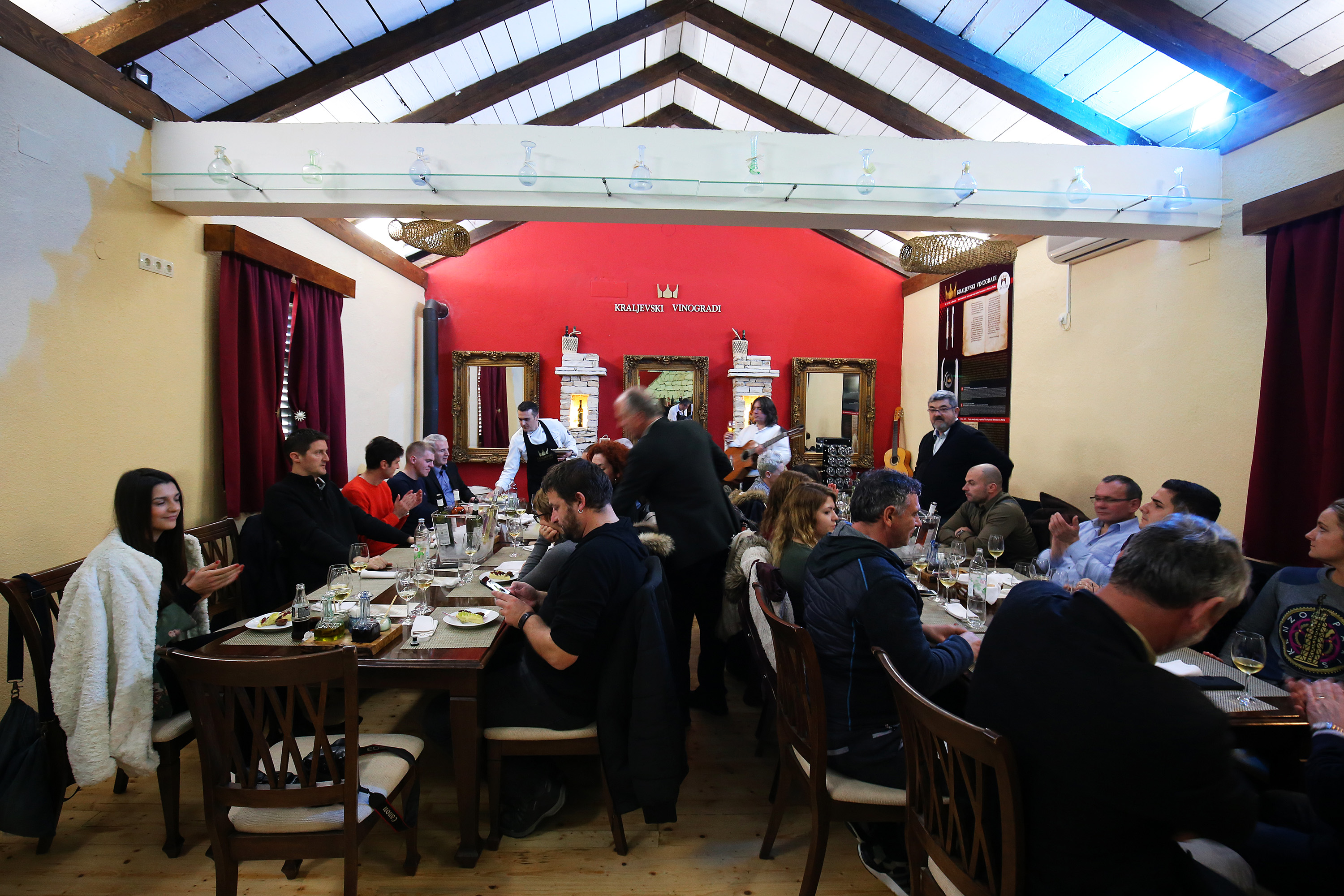 Posjet Solani Nin i Kraljevskim vinogradima u Petrčanima