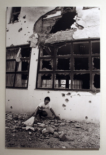 HKK: Otvorenje izlozbe “Razaranje Zadra” Zvonka Kucelina i Zeljka Karavide