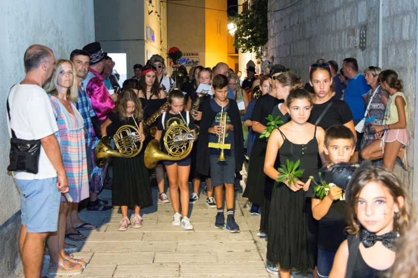 Paški Ljetni karneval 2017
