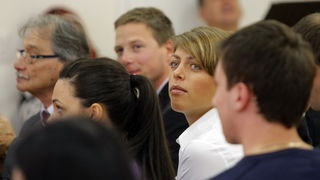 Split, 051010.
Aspira, Visoka skola za sportski menadzment.
Medju upisanim polaznicima skole je Blanka Vlasic, Tina Mihelic, sestre Lucija i Ana Zaninovic, Ivana Brkljacic, Igor Stimac.
Pozdravni govor je odrzao i Zlatko Matesa koji je pozdravio sve prisu Split, 051010.
Aspira, Visoka skola za sportski menadzment.
Medju upisanim polaznicima skole je Blanka Vlasic, Tina Mihelic, sestre Lucija i Ana Zaninovic, Ivana Brkljacic, Igor Stimac.
Pozdravni govor je odrzao i Zlatko Matesa koji je pozdravio sve prisu