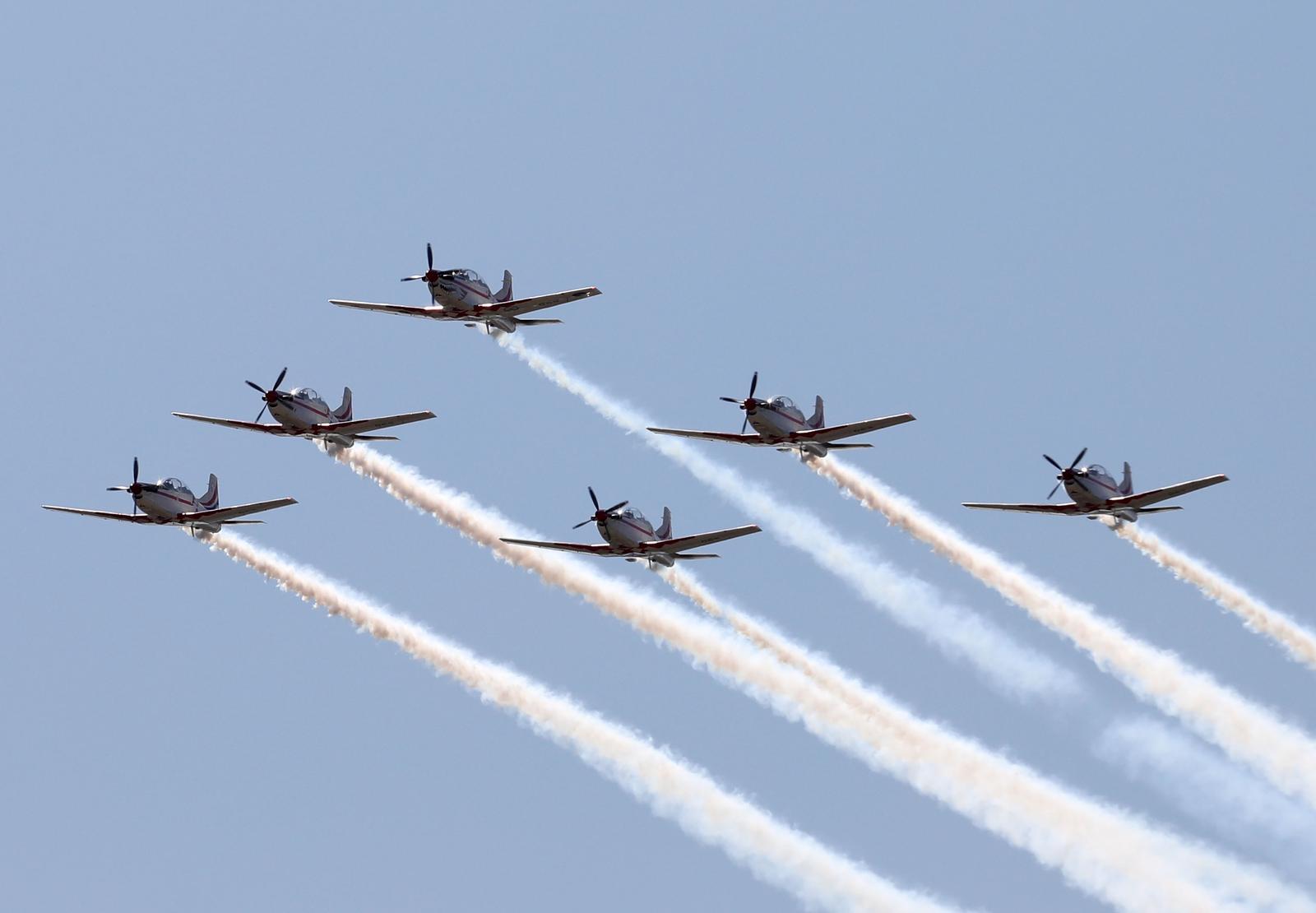 Preleti Rafalea i Krila oluje na obilježavanju 29. obljetnice VRO Oluja @ Knin Preleti Rafalea i Krila oluje na obilježavanju 29. obljetnice VRO Oluja @ Knin