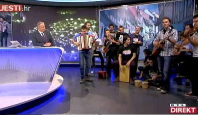 Ulični bend Jeboton zasvirao u Šprajcovom RTL Direktu