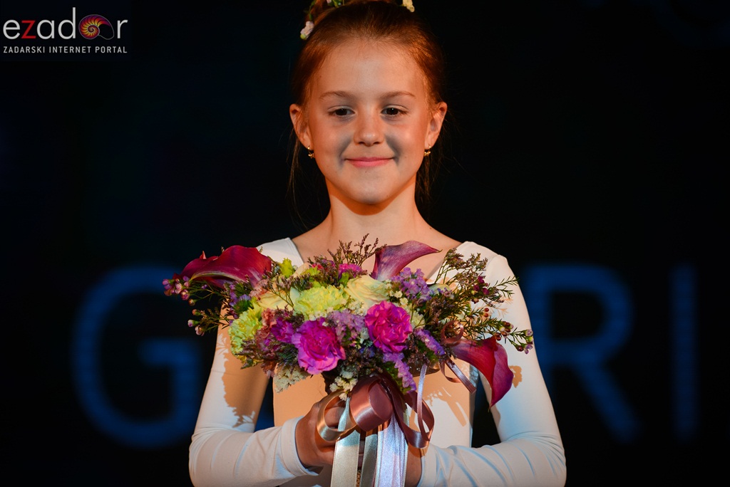 10. Festival vjenčanja: Modna revija vjenčanica i revija cvijeća 10. Festival vjenčanja: Modna revija vjenčanica i revija cvijeća