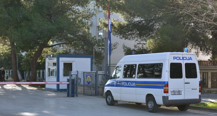 PU zadarska u Ulici bana Josipa Jelačića na Voštarnici PU zadarska u Ulici bana Josipa Jelačića na Voštarnici