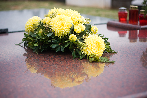 Gradsko groblje uoči blagdana Svih svetih (foto:Saša Čuka) Gradsko groblje uoči blagdana Svih svetih (foto:Saša Čuka)