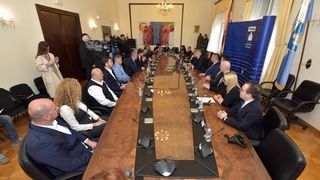 Potpisan ugovor za 10 projekata sanacije i rekonstrukcije pomorskog dobra Potpisan ugovor za 10 projekata sanacije i rekonstrukcije pomorskog dobra