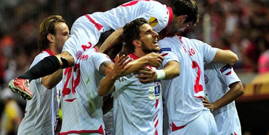 Sevilla FC, foto: eldesmarque.com