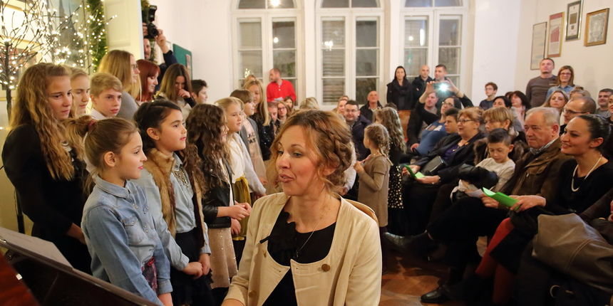 Božićni koncert male škole glazbe “Arete”