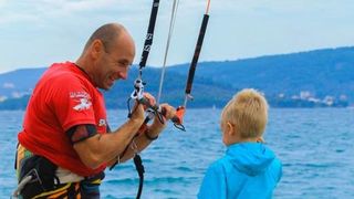 Wind i Kite surfing na Kolovarama 3. studenog 2013.  foto: Tome Grbeša