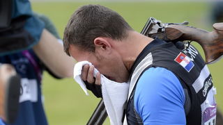 London, 060812.
Hrvatski strijelci Anton Glasnovic i Giovanni Cernogoraz u finalu trapa tijekom Olimpijskih Igara u Londonu.
Na fotografiji: Giovanni Cernogoraz osvojio je zlato.
Foto: Drago Sopta / CROPIX
