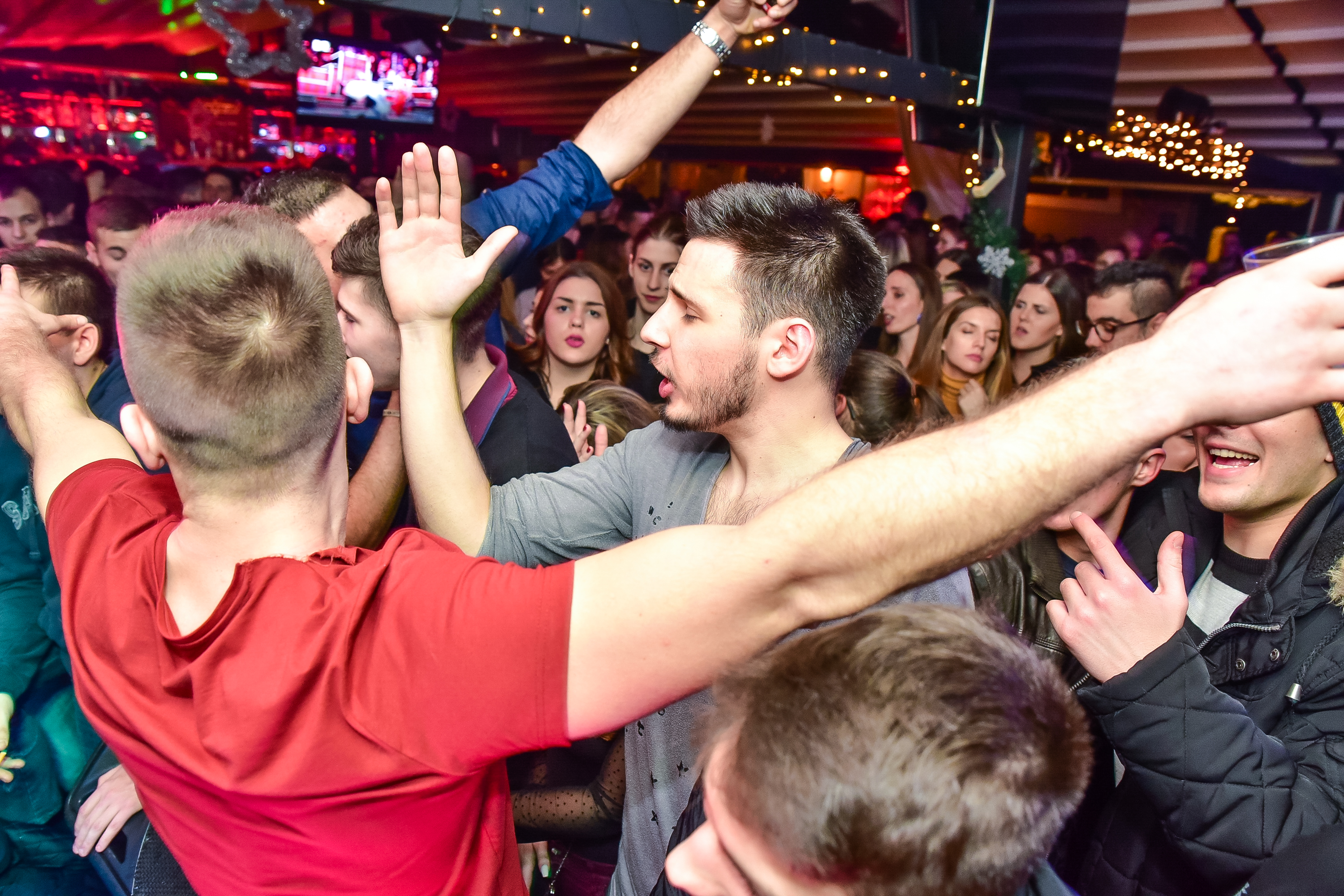 Vesna Pisarović @ Kult Caffe Bar