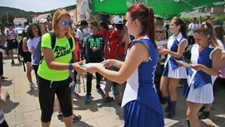 Gospodar OTOKA – uspon na Sv. Mihovil
(nedjelja, 29. svibnja 2016. godine)
Start: 09:30 h, u centru Preka (Park Vrulja)
Cilj: tvr Gospodar OTOKA – uspon na Sv. Mihovil
(nedjelja, 29. svibnja 2016. godine)
Start: 09:30 h, u centru Preka (Park Vrulja)
Cilj: tvr