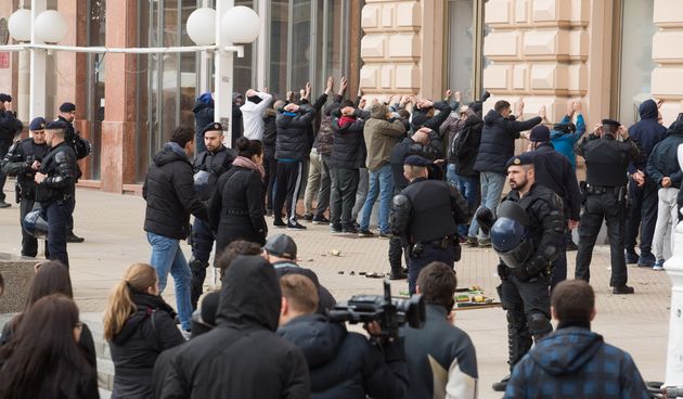 Policija privela veliku skupinu ljudi koja je razbijala po središtu Zagreba