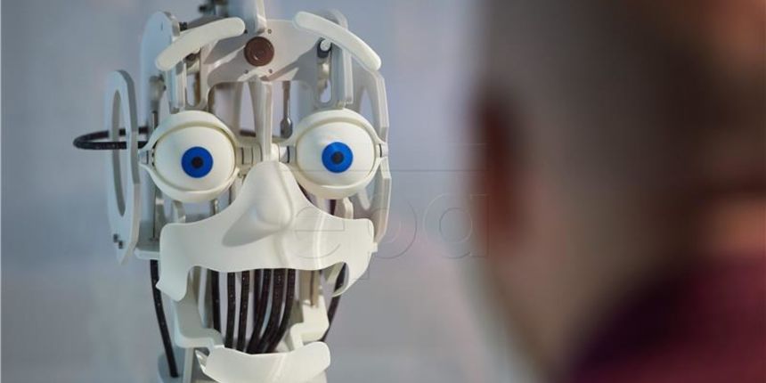 Mladi strahuju da će ih zamijeniti roboti, Foto: Hina