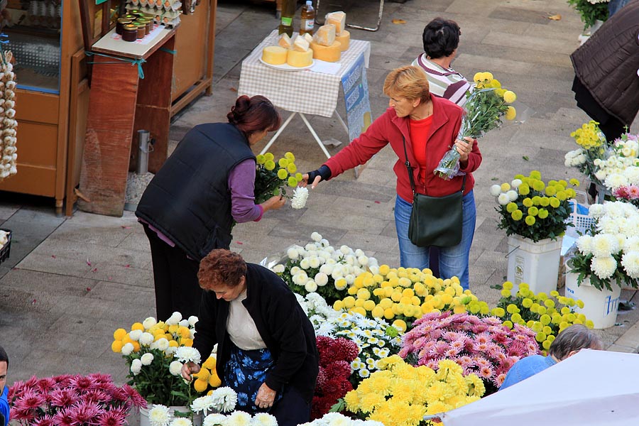 Započela prodaja cvijeća na zadarskoj tržnici, foto-I. Perinčić Započela prodaja cvijeća na zadarskoj tržnici, foto-I. Perinčić