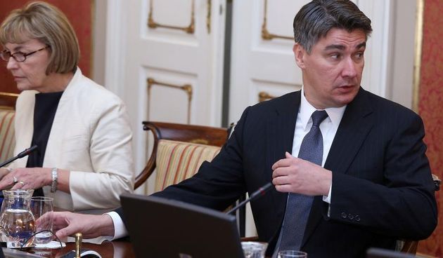 03.10.2013., Zagreb – U Banskim dvorima odzana je redovita sjednica Vlade RH. Photo: Patrik Macek/PIXSELL Autor  Patrik Macek/PIXSELL KLJUČNE RIJEČI  Zoran Milanovic, Vesna Pusic, sjednica, Vlada RH