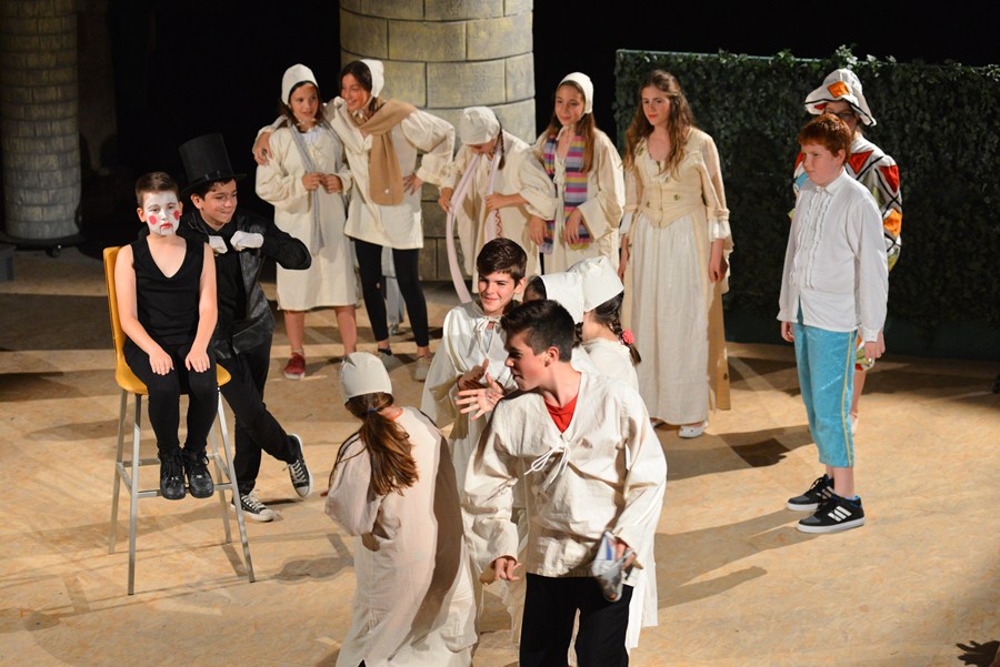 Donatolina 2: Doživljaji slavnog Rodriga u crkvi sv. Dominika Donatolina 2: Doživljaji slavnog Rodriga u crkvi sv. Dominika