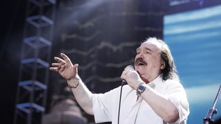 Mišo Kovač i prijatelji na Starom placu u Splitu Mišo Kovač i prijatelji na Starom placu u Splitu