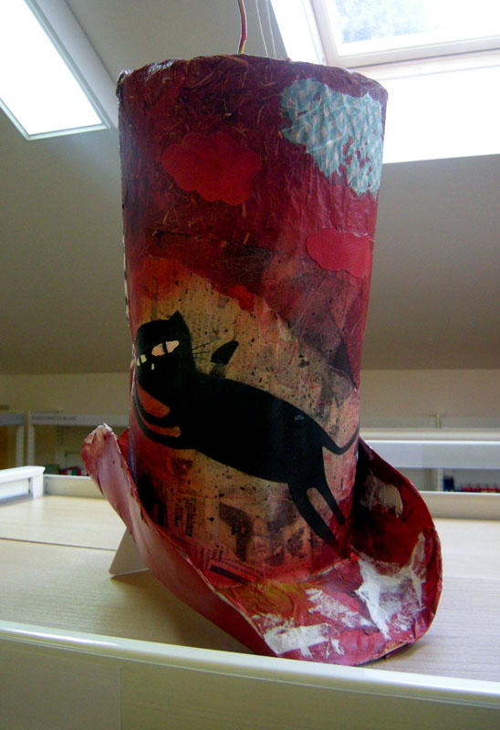 Izložba šešira hrvatskih ilustratora