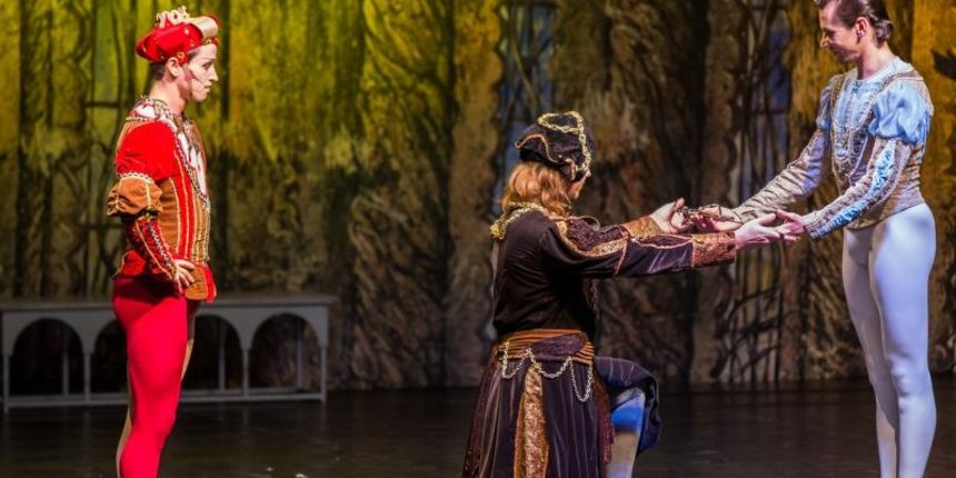 Carski ruski balet u dvorani Gospino polje za Dubrovčane je izveo balet “Labuđe jezero”. Photo: Grgo Jelavić/PIXSELL Carski ruski balet u dvorani Gospino polje za Dubrovčane je izveo balet “Labuđe jezero”. Photo: Grgo Jelavić/PIXSELL