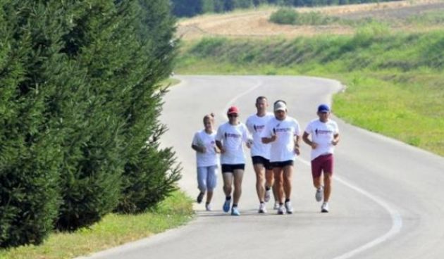 Sudionici ultramaratona iz Vukovara stigli u Srebrenicu, foto: www.federalna.ba