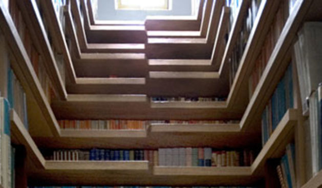 Stepenice-police za knjige (Foto: www.apartmenttherapy.com)