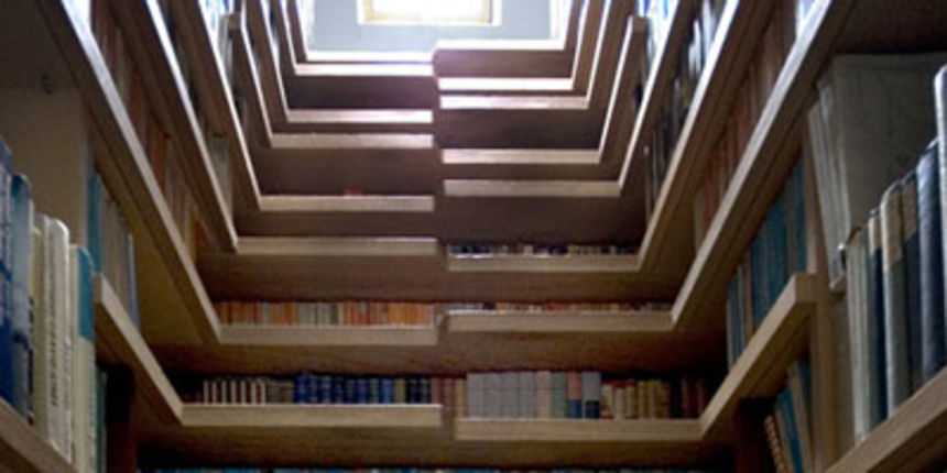 Stepenice-police za knjige (Foto: www.apartmenttherapy.com)