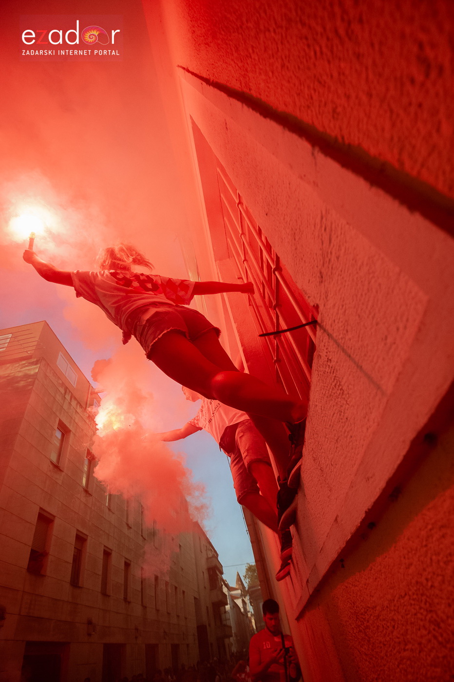 Navijačko ludilo u Zadru za vrijeme i nakon finala Svjetskog prvenstva Navijačko ludilo u Zadru za vrijeme i nakon finala Svjetskog prvenstva